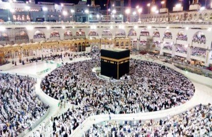 14 Nights 3 Star Easter Umrah Package 2025