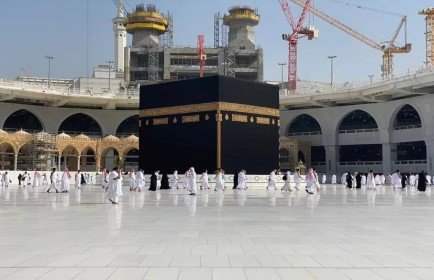 7 Nights 3 Star February Umrah Package 2025