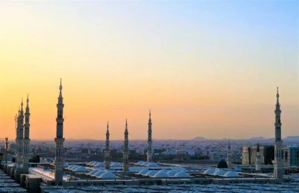14 Nights 5 Star London Umrah Packages 2024