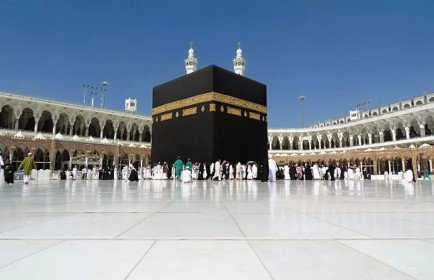 14 Nights 3 Star November Umrah Package 2024