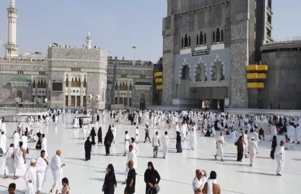 14 Nights 4 Star October Umrah Package 2024