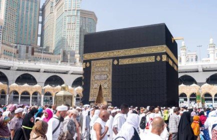 10 Nights 5 Star August Umrah Package 2024