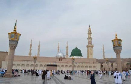 10 Nights 4 Star August Umrah Package 2024